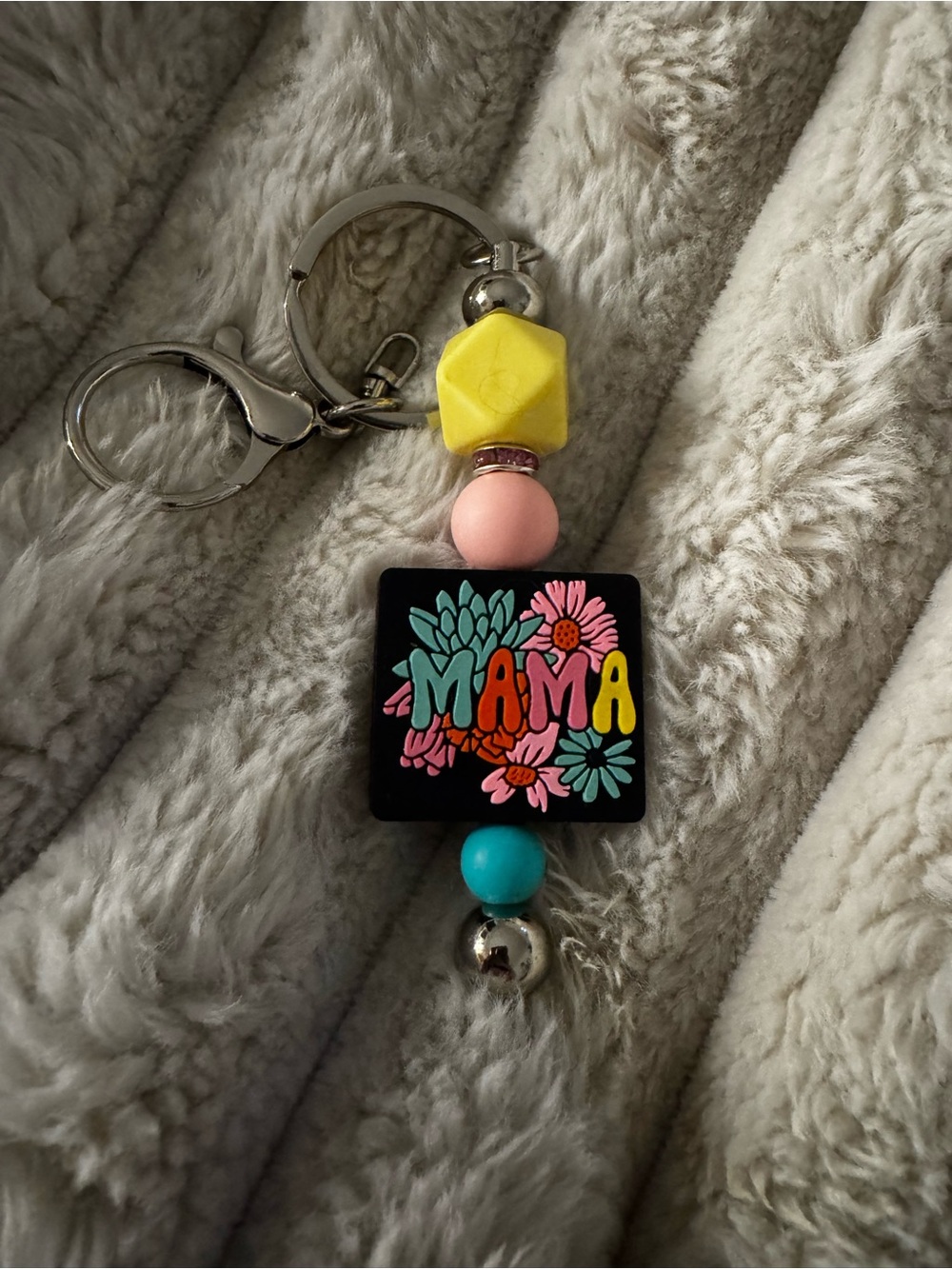 Mama Floral Beaded Keychain - Multicolor